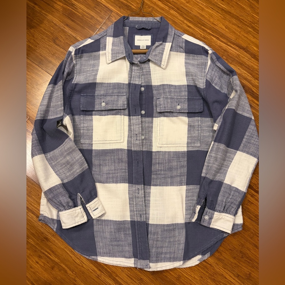 Women’s American Eagle Blue and White Plaid Shirt